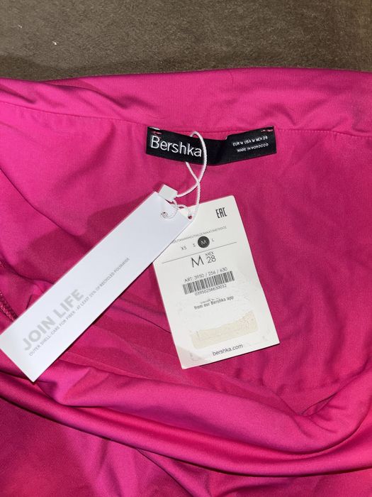 Блуза с паднали рамене Bershka