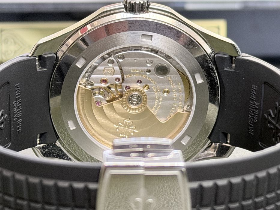 Часы Patek Philippe Aquanaut