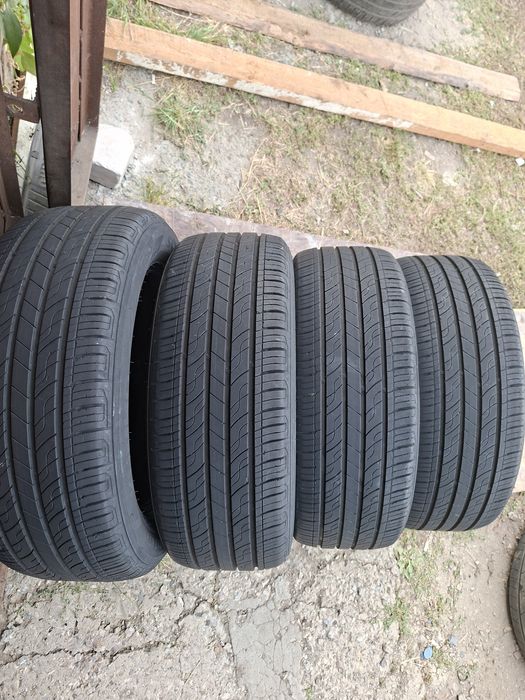 Продам шины. 225/55/17 кумхо