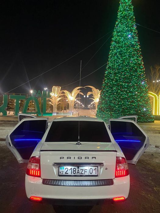 Прирора седан   .