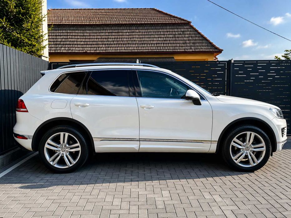VOLKSWAGEN Touareg 2015 — imagine 4