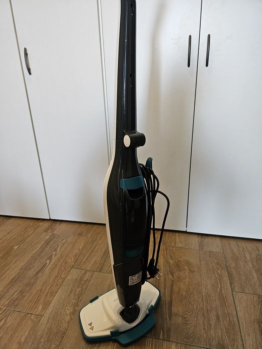 Mop cu abur Leifheit, 1200W  Pliabil  Incalzire rapida Alb, folosit de cateva ori.