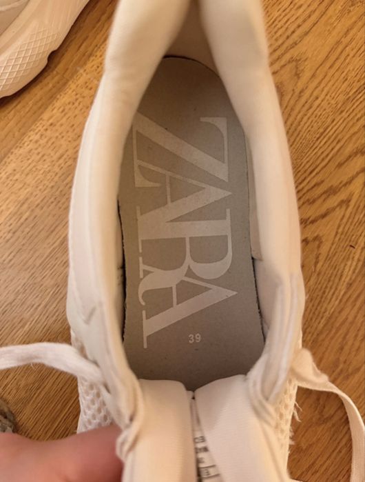 Sneakers crem Zara