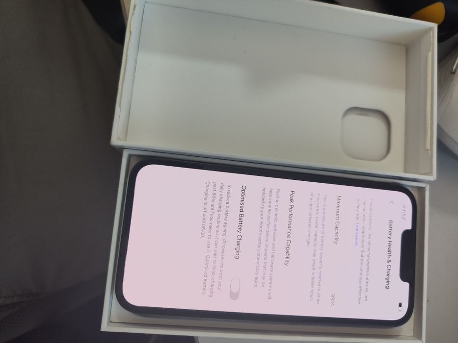 Vand iPhone 14, varianta SUA ,Esim