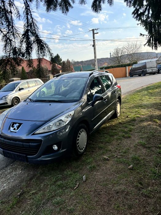 Peugeot 207 sw 2010