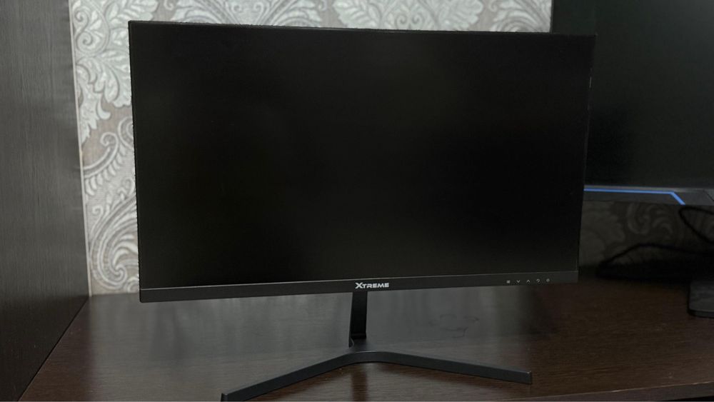 Монитор xtream 21”
