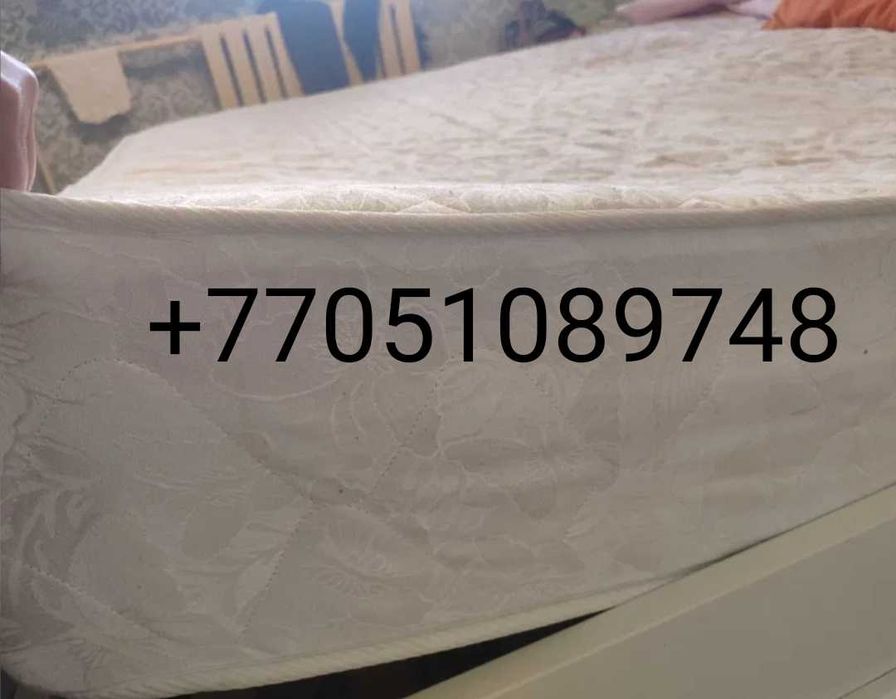 СРОЧНО продам б/у матрас 160х200