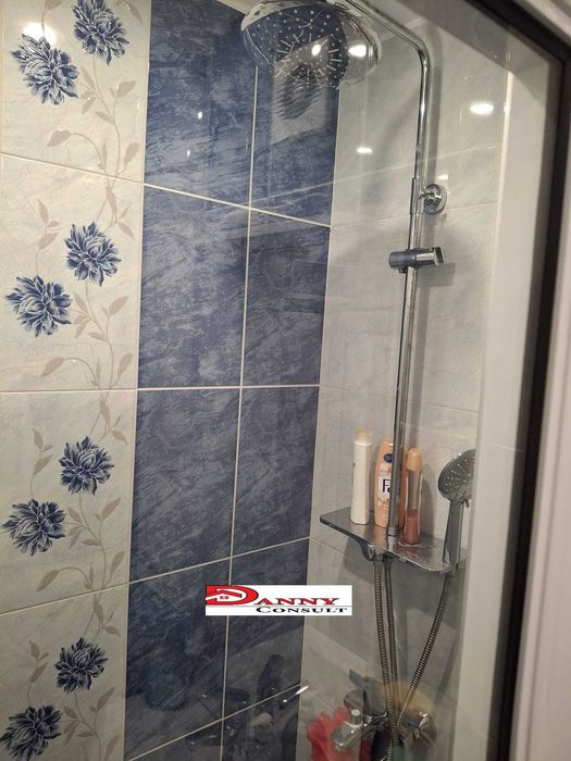 Тристаен, ремонтиран апартамент за продажба - гр. Павликени