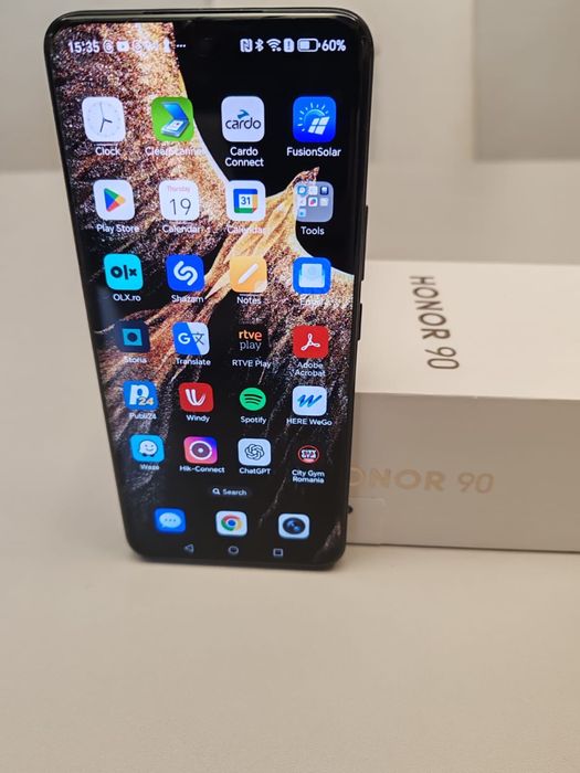 Vand telefon Honor 90