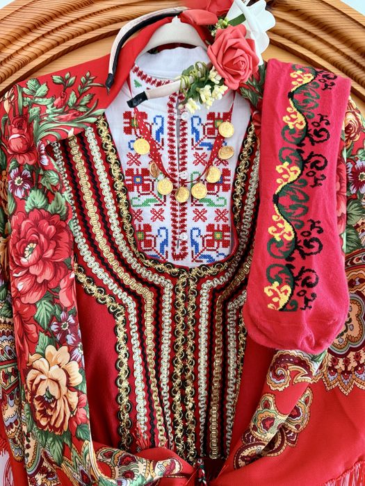 Пиринска женска Народна носия