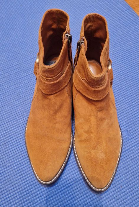 Ботильоны Massimo Dutti и ботинки кэжуал.