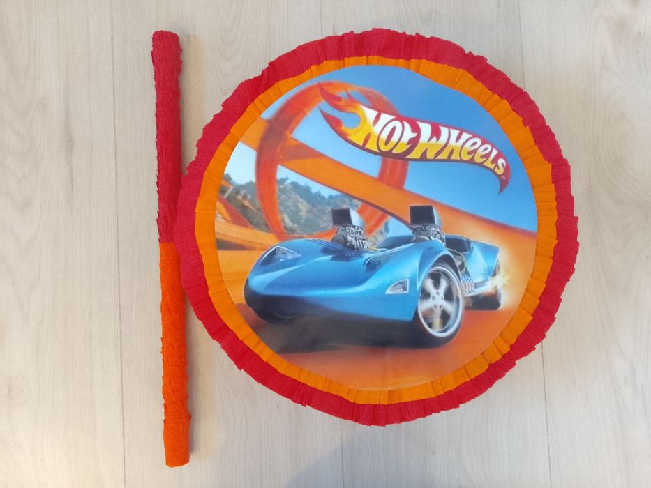 Pinata Hot Wheels