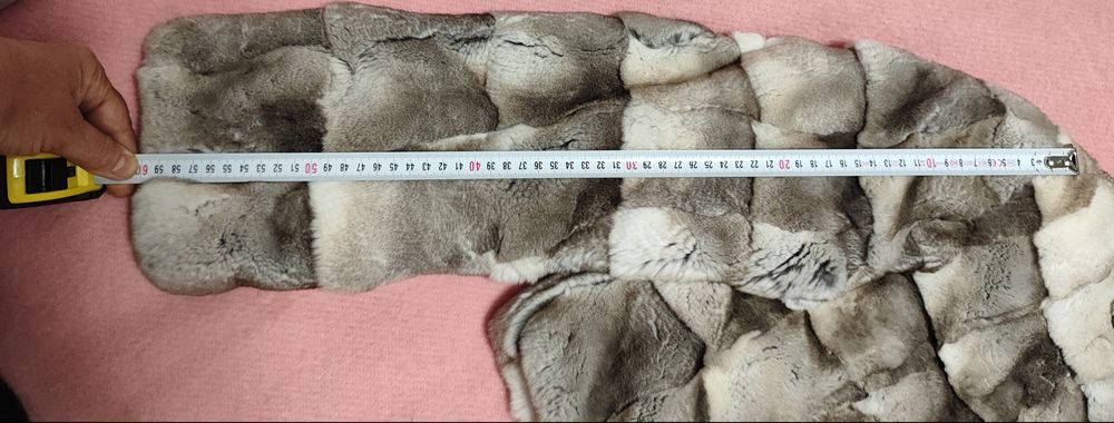 Луксозно, късо палто от чинчила