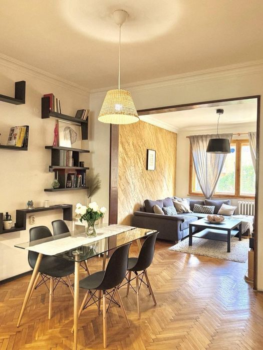 Дава се под наем Тристаен апартамент в София, Център - 94 кв.м за 997.05 € - Снимка #1