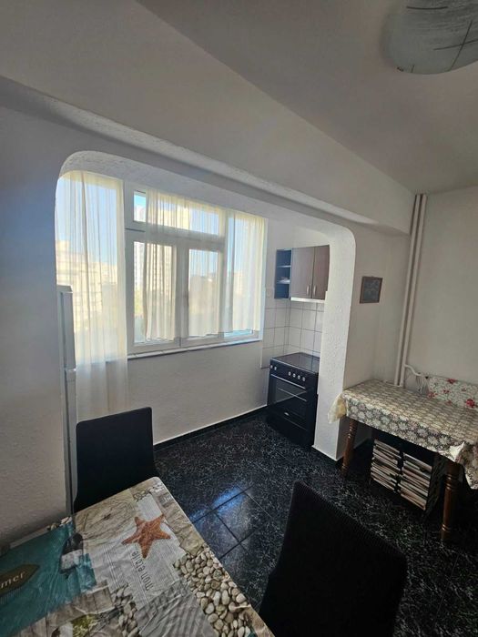 Дава се под наем Тристаен апартамент в Бургас, Славейков - 60 кв.м за 408 € - Снимка #2