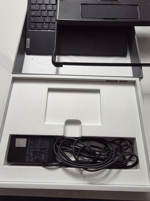 Microsoft Surface PRO 9 i5 12th 8GB RAM / SSD 256GB