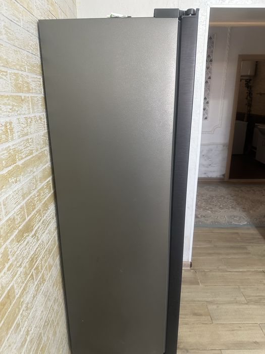 Холодильник в отличная состаяния