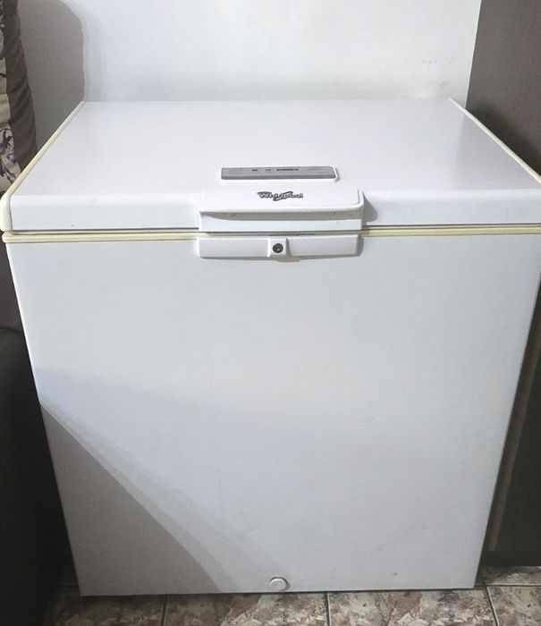 Vand lada frigorifica Whirlpool