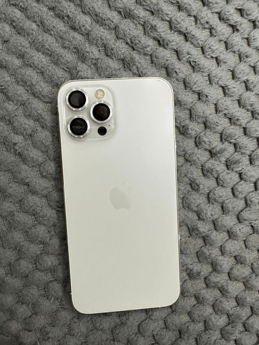 Продам айфон 12 про макс