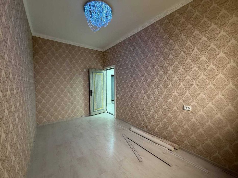 1 хоналик квартира 3 кават кирпичный дом, 5 микр