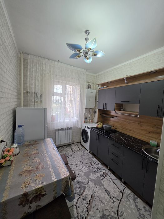 3 Xona Abstanofka 300$ Tinchlik Plaza orqasi