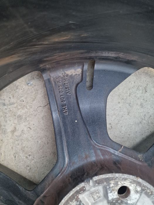Janta aluminiu Audi E-Tron/Q8 pe 20