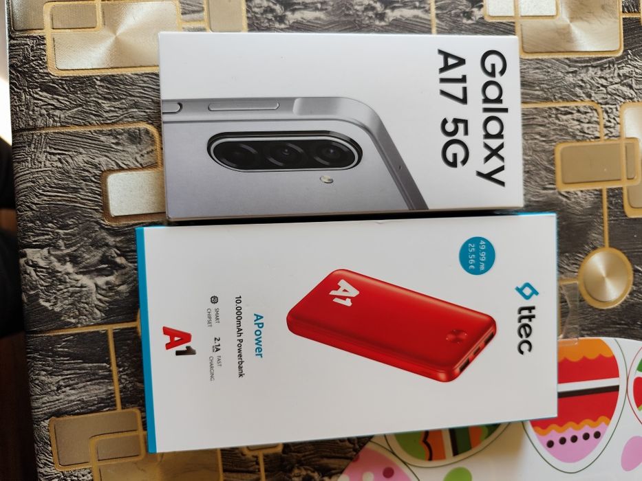 Samsung Galaxy A17 5G с Подарък батерия .Нови