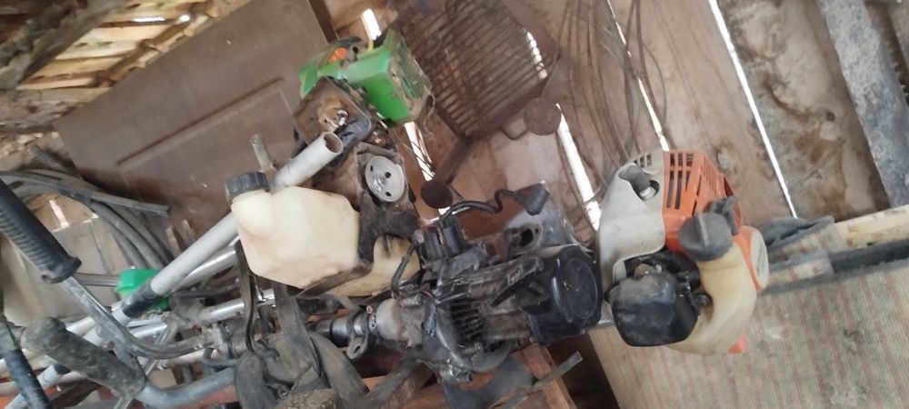 Vând sau schimb piese drujbe și motocoase