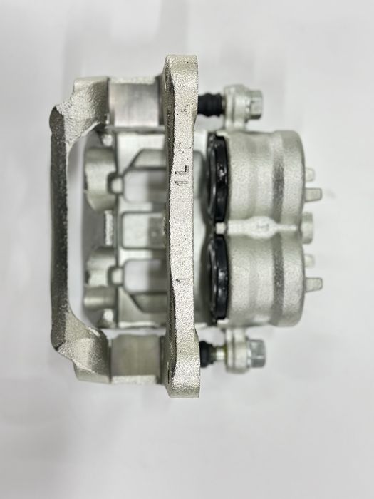 Суппорт Паджеро 4 MR510538