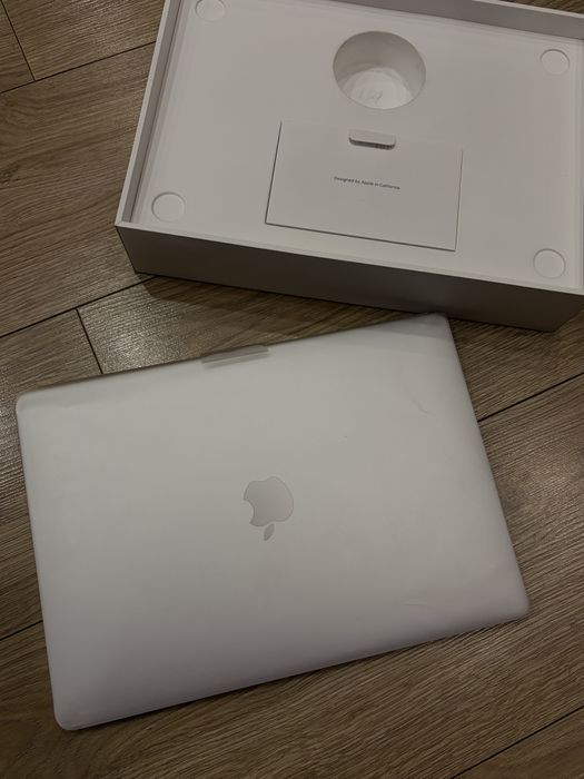 macbook Air M1 256gb