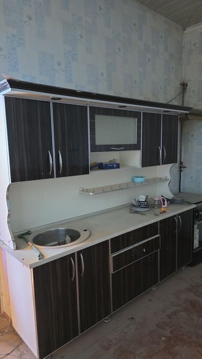 Oshxona jixozi sotiladi Продаётся кухонный набор
