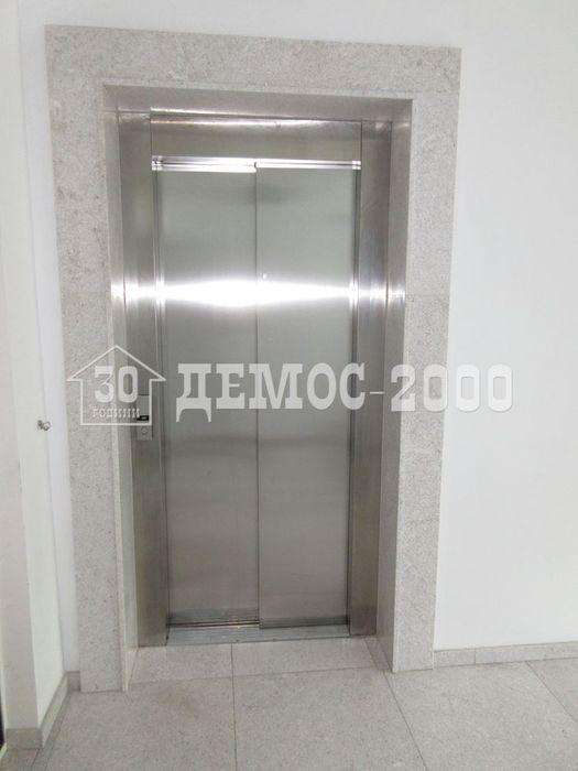 Дава се под наем Офис в Варна, Общината - 62 кв.м за 498.27 € - Снимка #6