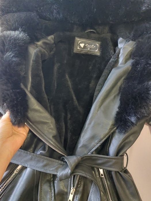 Палто от еко кожа с пух