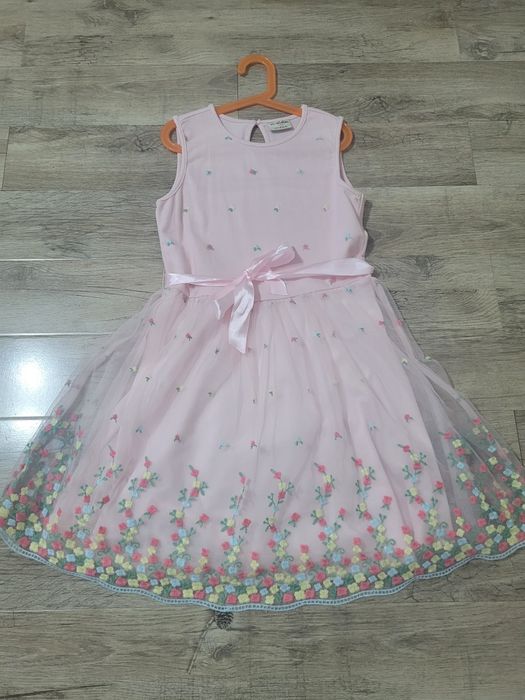 Rochite fetite  potrivite 10-12 ani noi