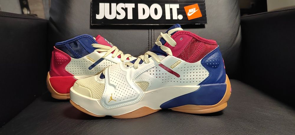 Nike Jordan Zion 2,номер 37,5