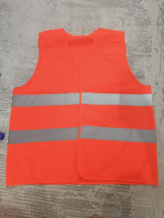 Продам жилеты дорожные