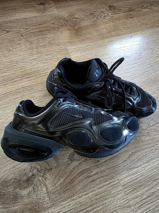 Маратонки Nike унисекс, черни.