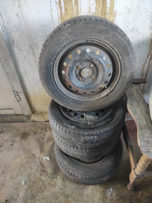 Продам диски с летней шиной