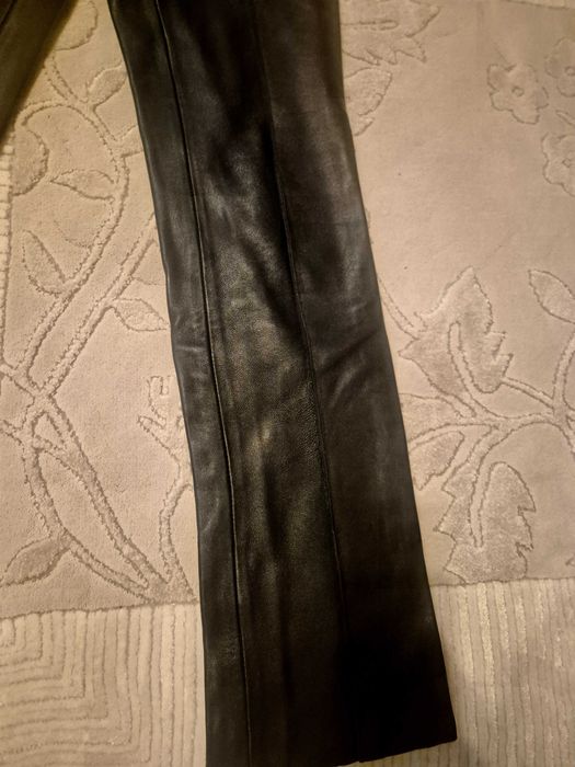 Vand pantaloni piele