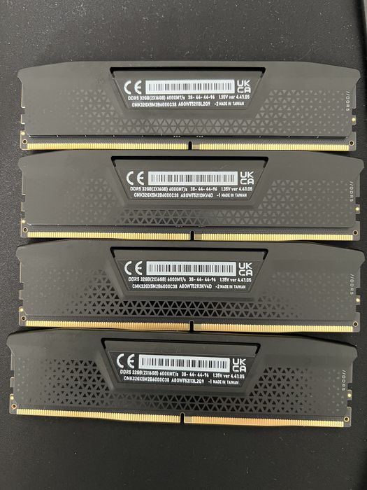 Memorie RAM ddr5 4x16gb 6000mhz corsair