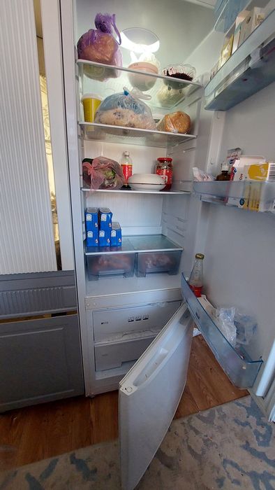 Холодильник бу Позис