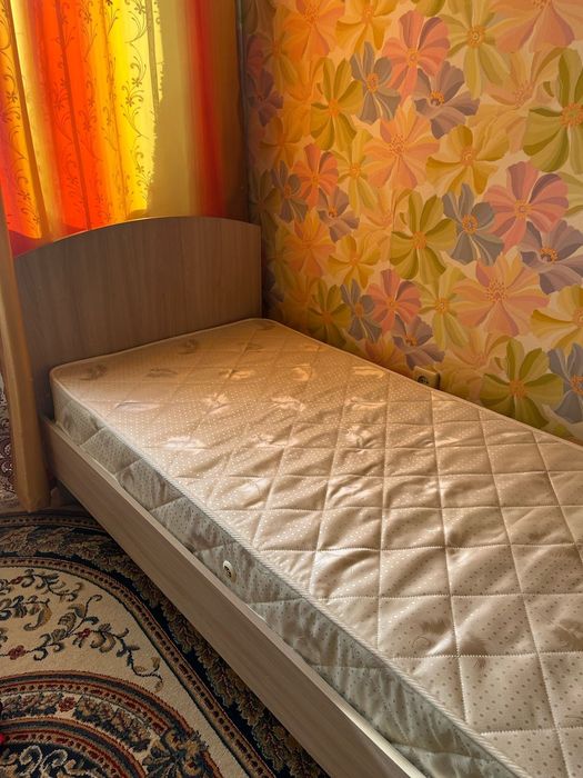 Продам кровать + матрас