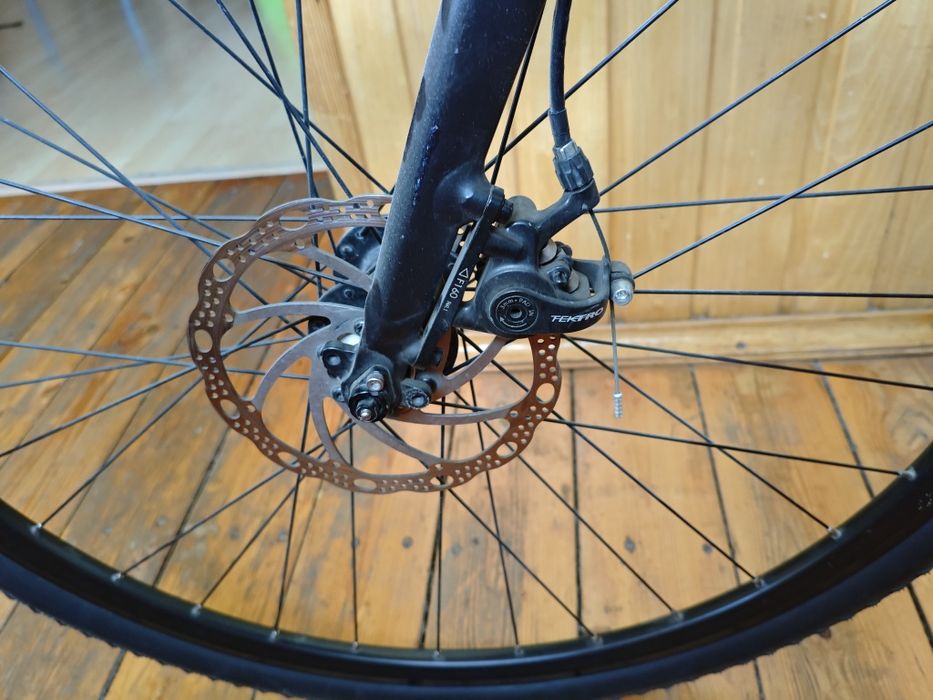 Продам велосипед Trek FX2