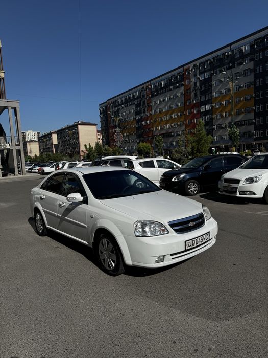 Lacetti 1.8 2011