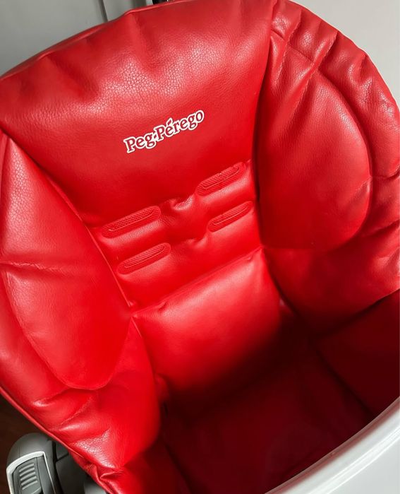 Стул для кормления Peg Perego Tatamia