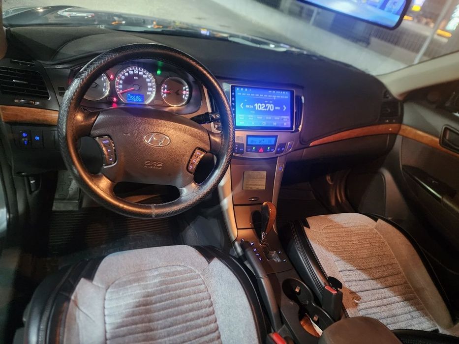 Hyundai sotiladi