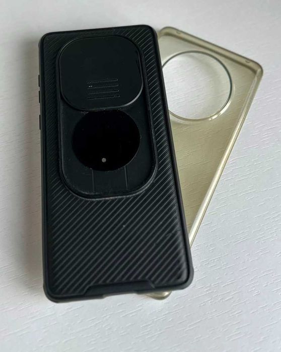 Продавам Huawei Mate 50 PRO