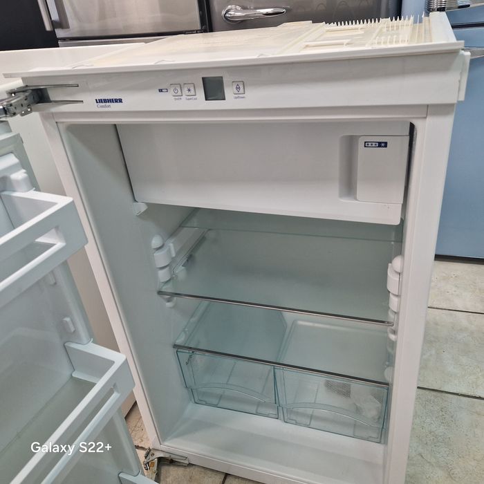 Хладилник за вграждане LIEBHERR