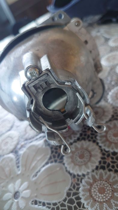 Би- ксенон Прожектори за вграждане Morimoto FXR 2.5"