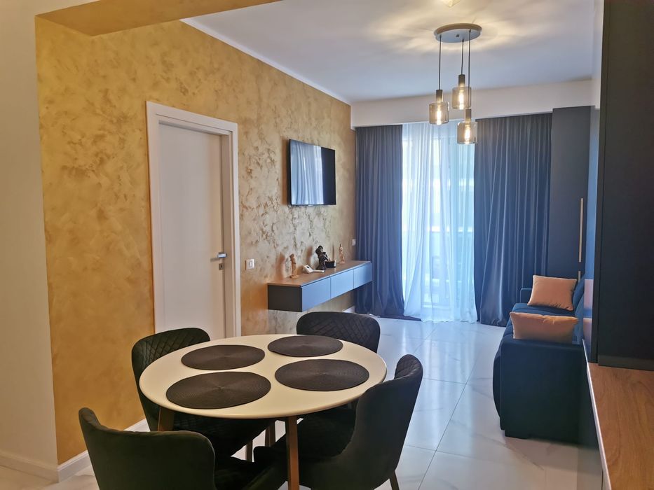 Vând apartament 2 camere Năvodari